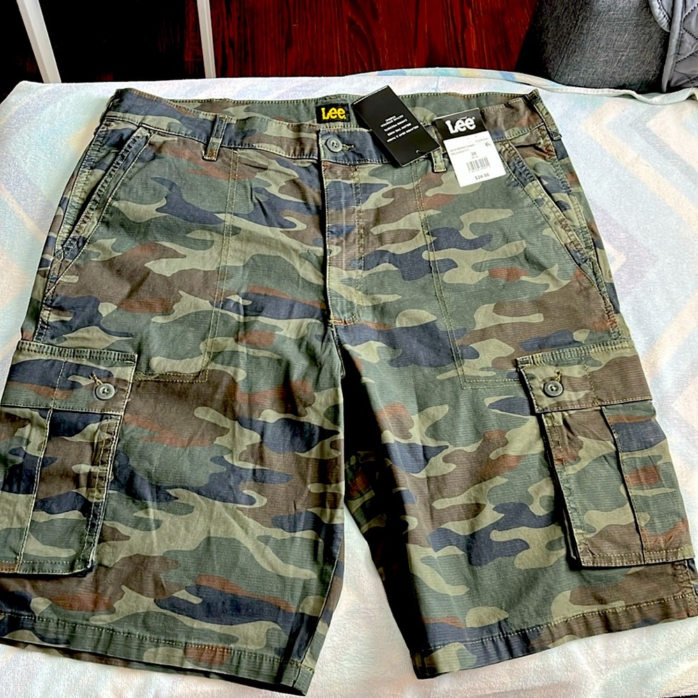 Short cargo
